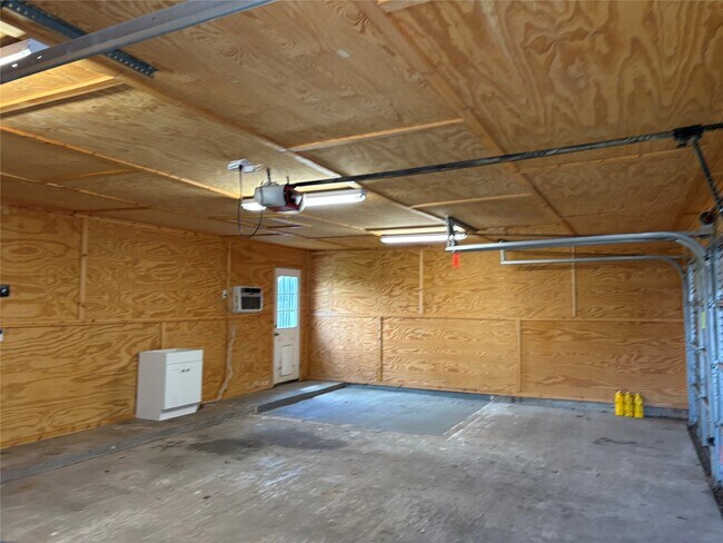 Building Photo - 21903 Grand Brook Ln