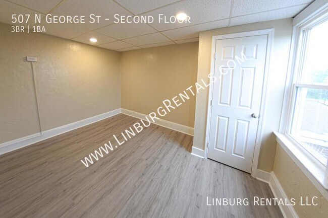 Building Photo - 507 N George St