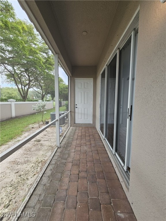 Building Photo - 3185 Antica St