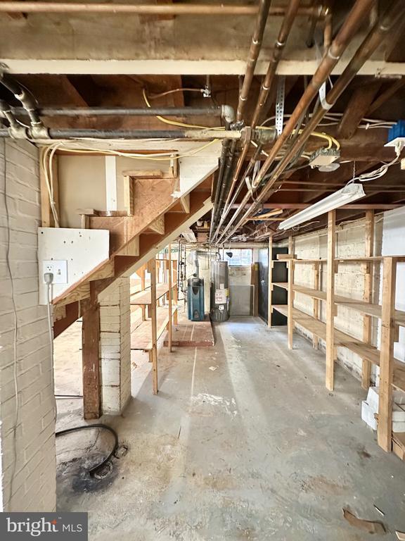 Building Photo - 2508 Davis Ave