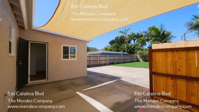 Building Photo - 890 Catalina Blvd