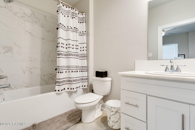 Building Photo - 114 Gadwall Dr