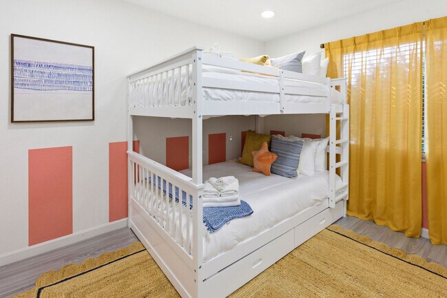 Building Photo - 12299 91st Ave N