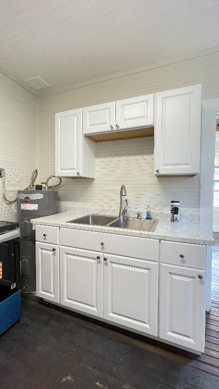 Building Photo - 808 Gordon St