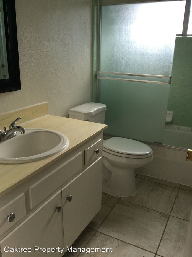 Building Photo - 1315 Devonshire Dr