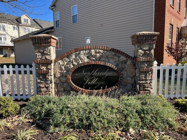 Building Photo - 2904 Marley Ln