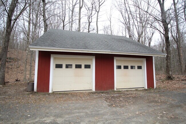Building Photo - 38 W Mountain Ln