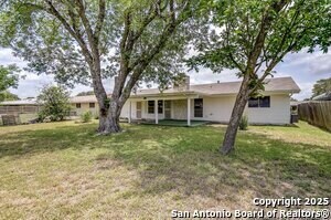 Building Photo - 206 Meadow Path Dr