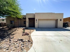 Building Photo - "3-Bed, 2-Bath Retreat in Estrella, Mesa Del Sol!"