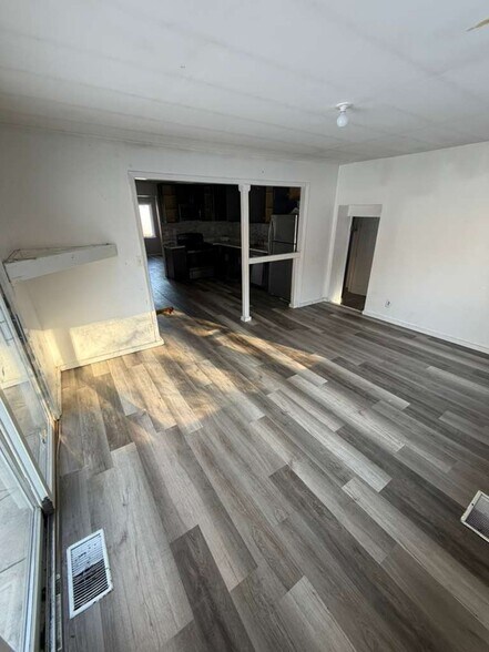 Building Photo - 23 Laurel Trail