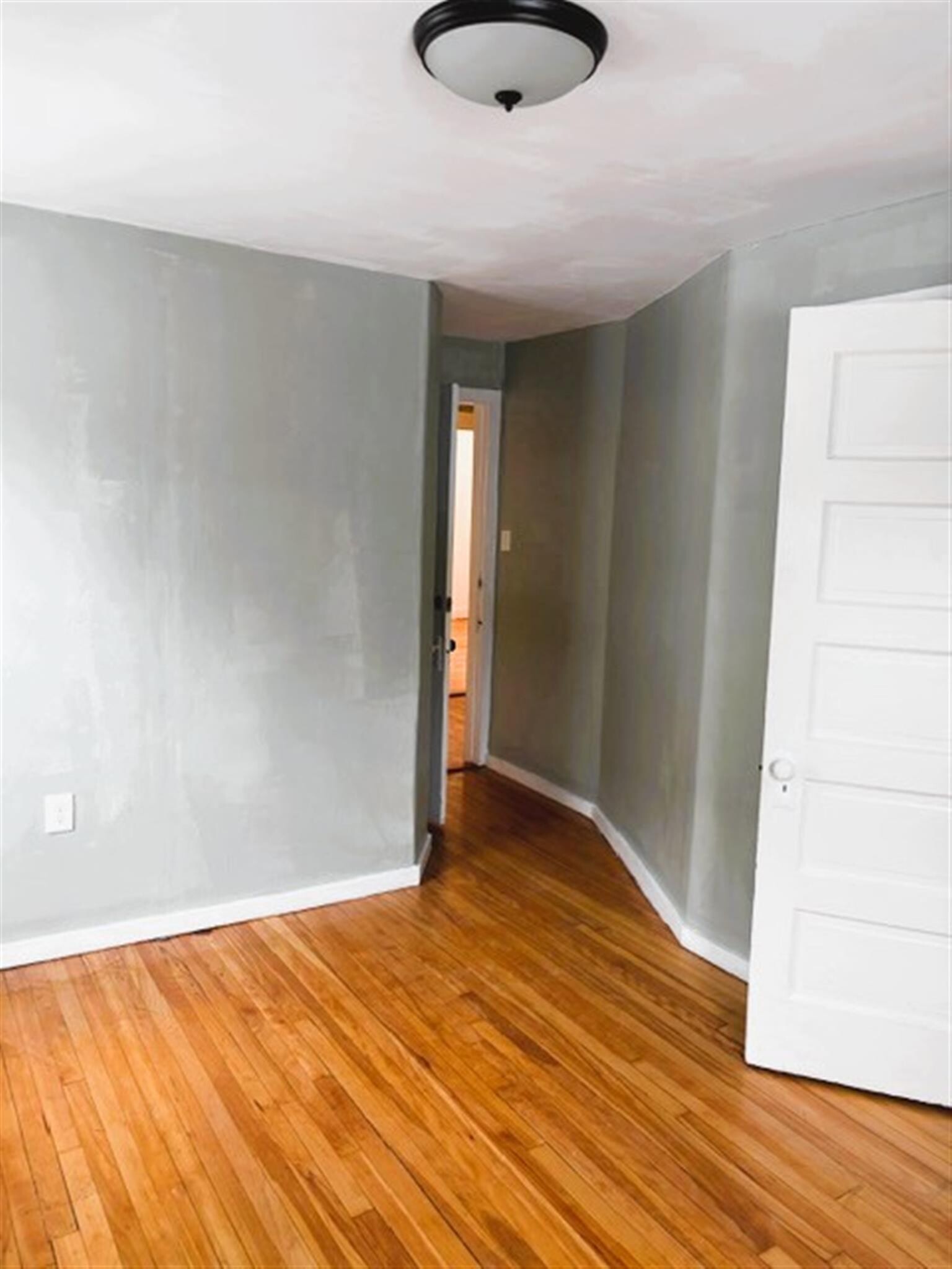 Building Photo - 14 Quincy St