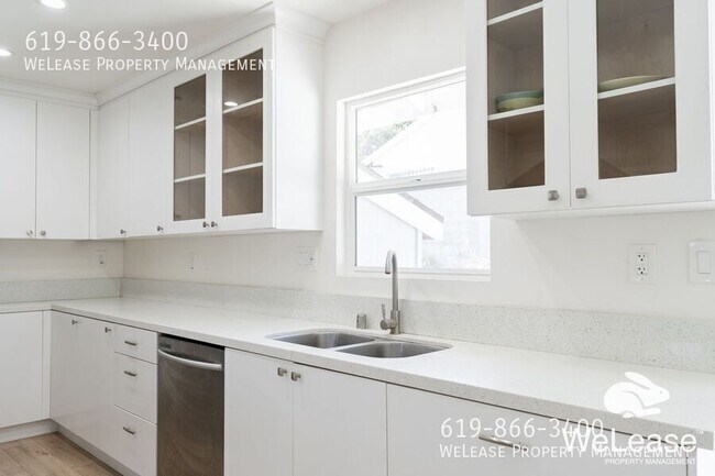 Building Photo - 2666 Rhoades Rd