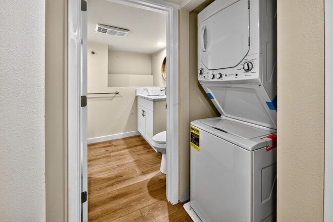 Building Photo - Your Brand-New Home Awaits!