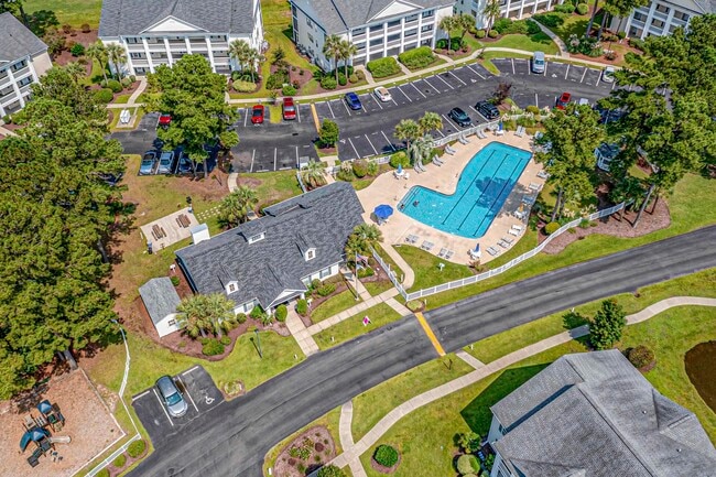 Building Photo - 4930 Windsor Green Way