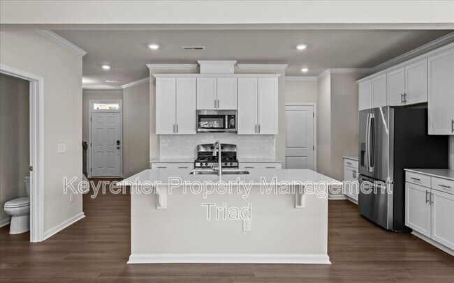 Building Photo - 1288 Maple Br Cir