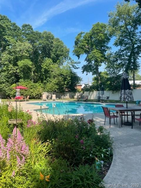 Building Photo - 57 Westridge Rd