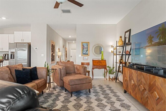 Building Photo - 31713 Sun Kettle Lp