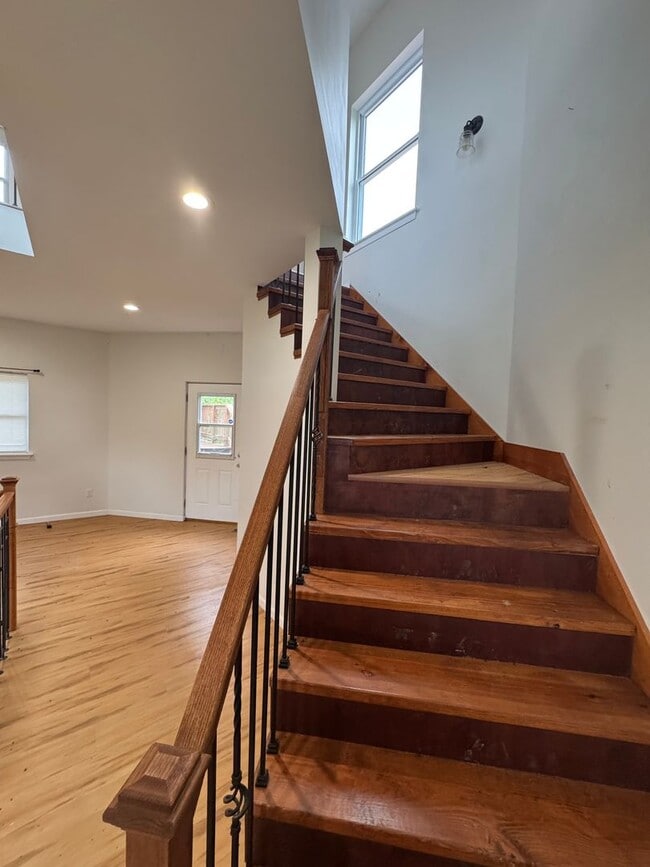 Building Photo - 2 Bed 1 Bath home in the country