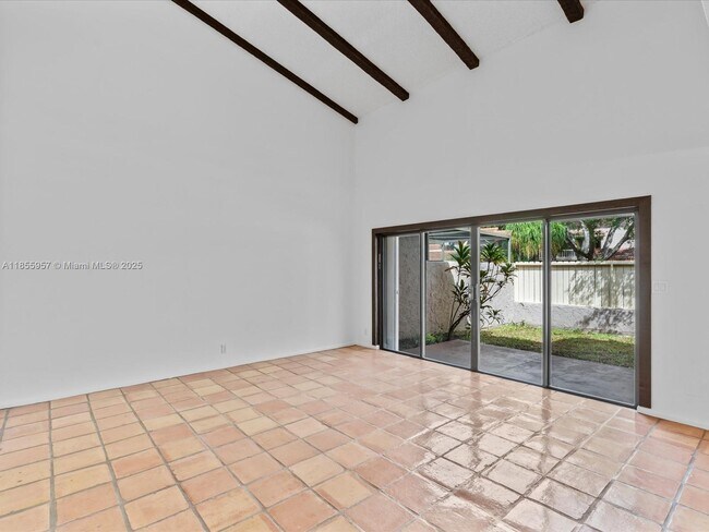 Building Photo - 203 Bonnie Brae Way