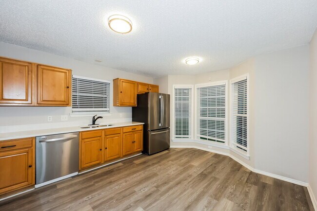 Building Photo - 6841 Prairie Hill Rd N