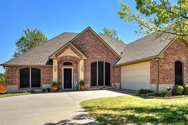 Building Photo - 3815 Sumner Ct