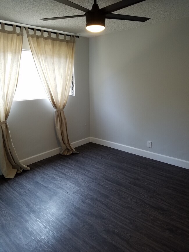 Interior Photo - Glendale Terrace Apartments - AC Townhomes...
