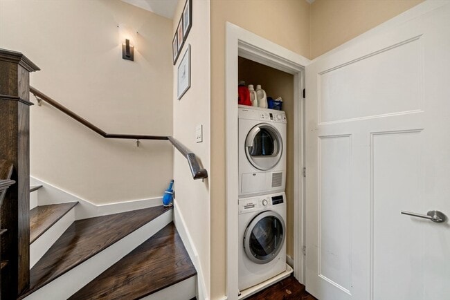 Building Photo - 410 Columbus Ave