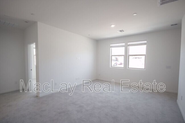 Building Photo - 21326 W Roanoke Ave