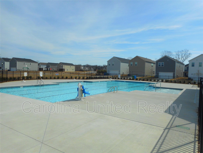 Building Photo - 843 Windage Wy