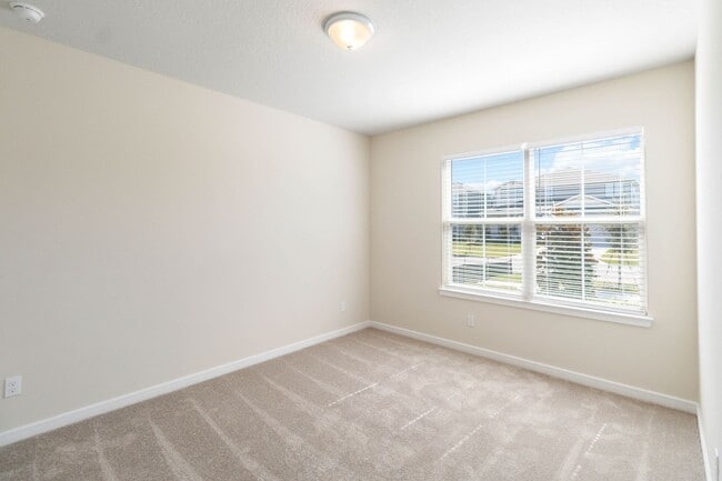 Building Photo - Beautiful 4/3 w/ Loft Energy Efficient Home for Rent in St. Cloud