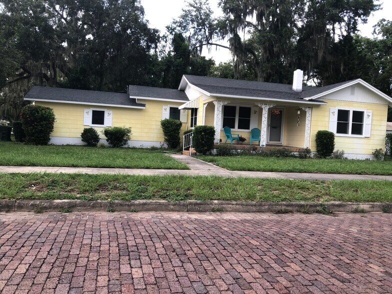 Street view - 1034 Monroe St