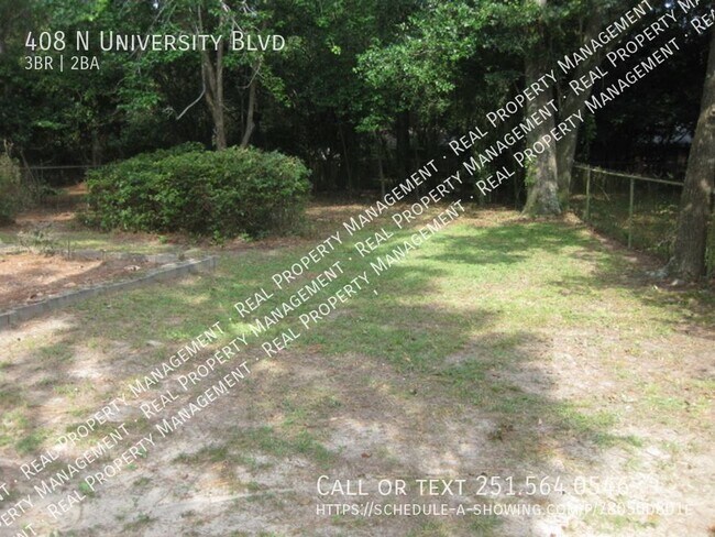 Building Photo - Near Univ South Alabama, 3 Bedroom 1.5 Bat...