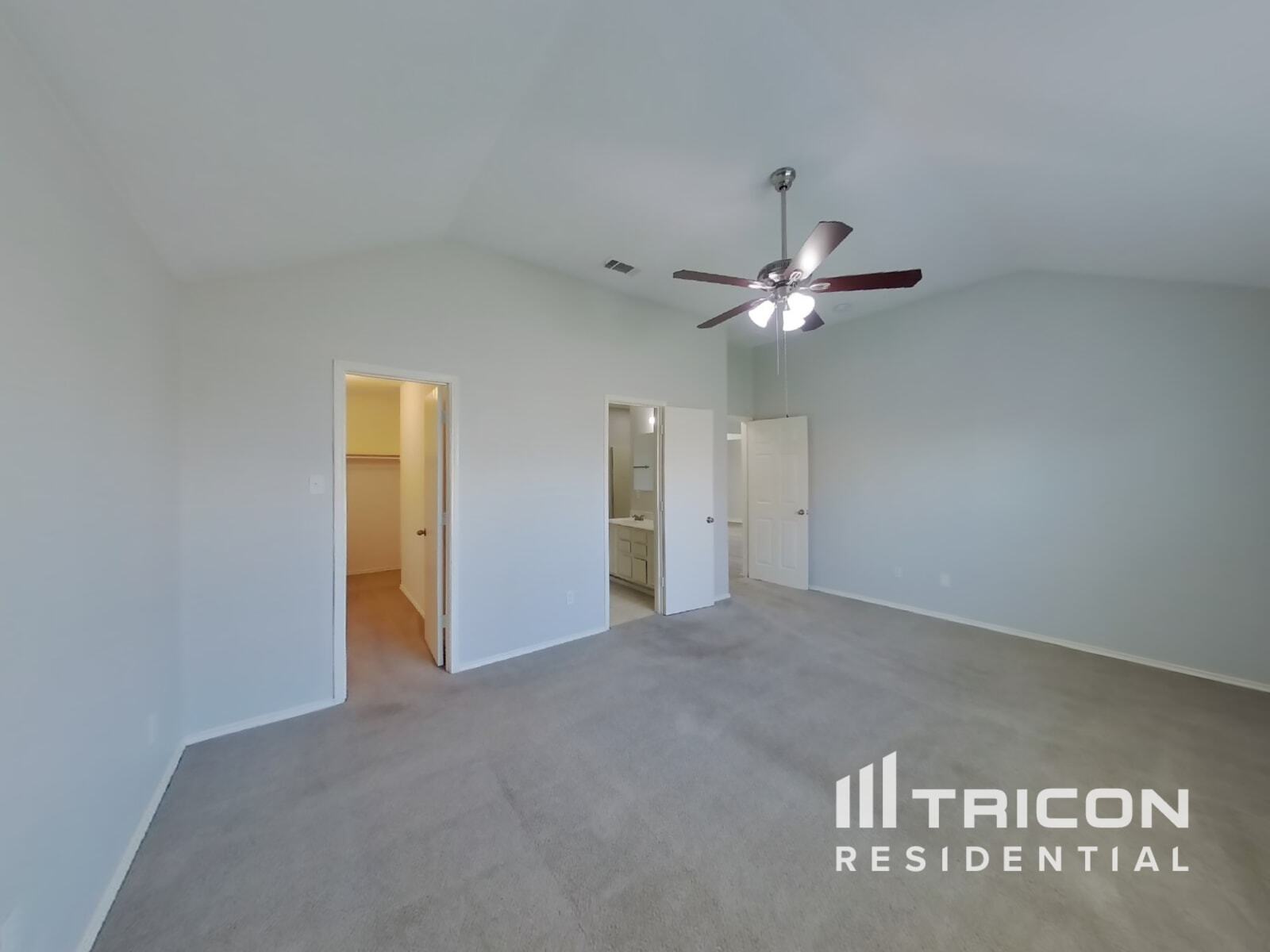Building Photo - 102 Drycreek Dr