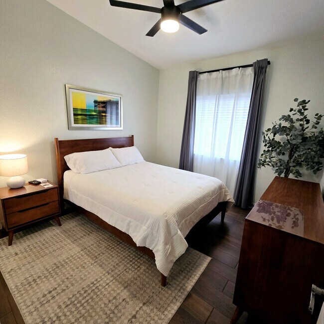 Building Photo - 11333 Desert Trailways Ln