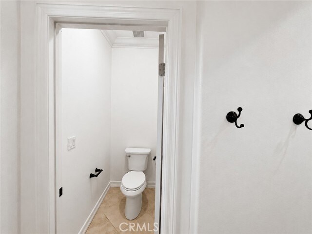 Building Photo - 15 Corte Cabrito