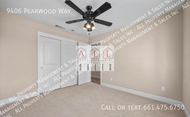Building Photo - 9406 Pearwood Way