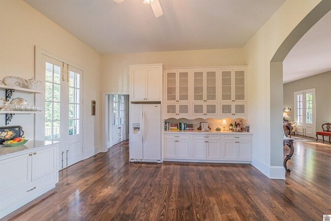 Building Photo - 2500 Biggs Rd