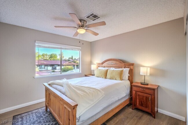 Building Photo - 5198 Hibbetts Dr