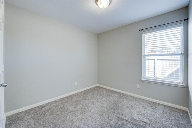 Building Photo - 9814 Garnet Springs Dr