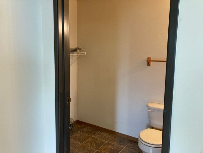 Building Photo - 1170 Dodds Dr