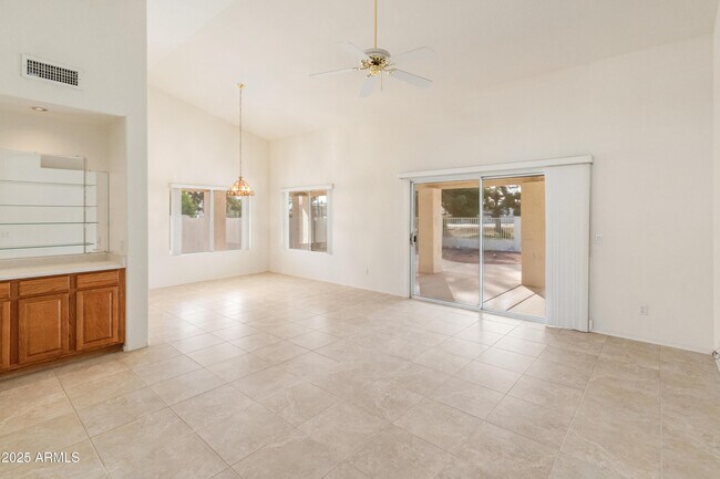 Building Photo - 14543 W Bison Path