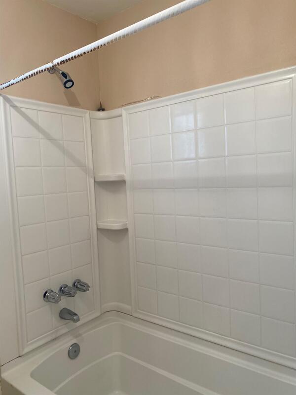 Building Photo - 4000 Gulf Terrace Dr