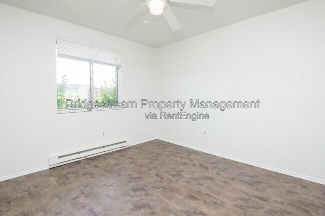 Building Photo - 4545 Wayne Meadows Cir