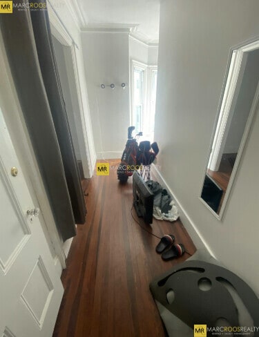 Building Photo - 70 Curtis St