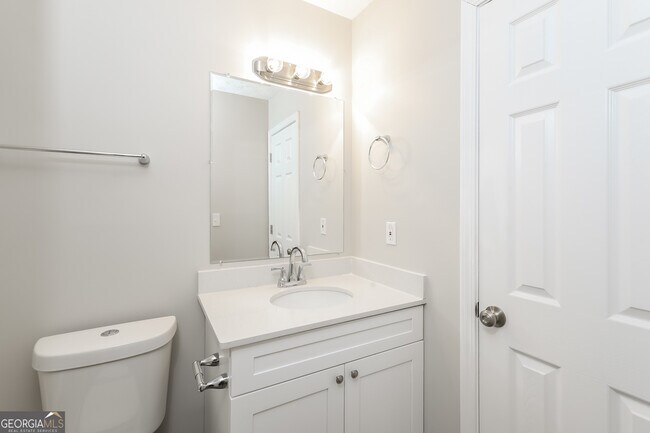 Building Photo - 38 Bay Cove Dr