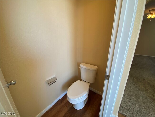 Building Photo - 744 Blue Barrel St