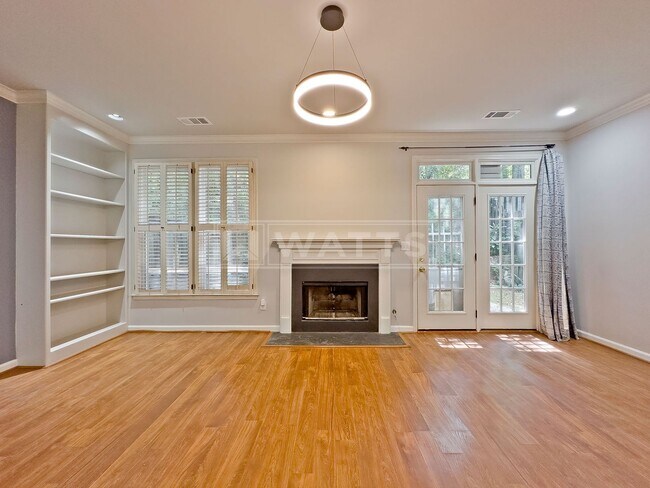 Building Photo - 2080 Stone Brook Dr