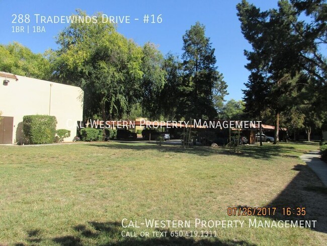 Building Photo - Popular Complex, One Bedroom One Bath Affo...