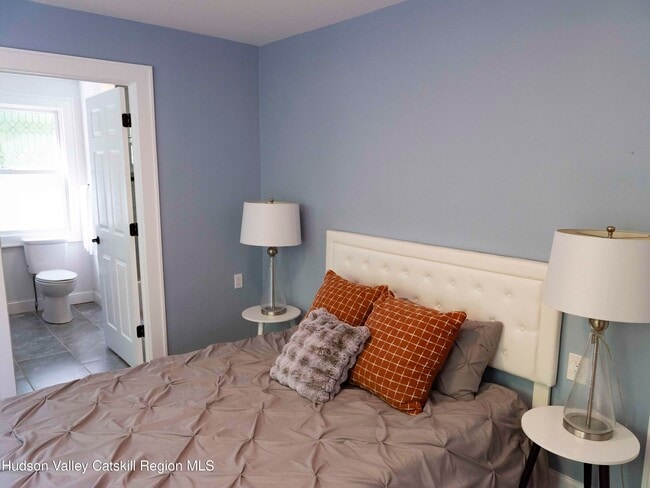 Building Photo - 159 Ketchamtown Rd