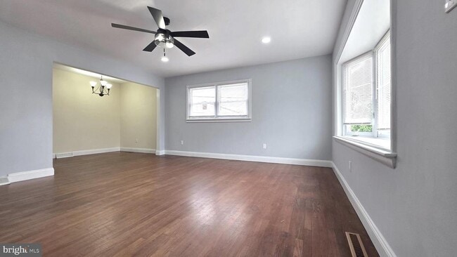 Building Photo - 361 David Hall Rd